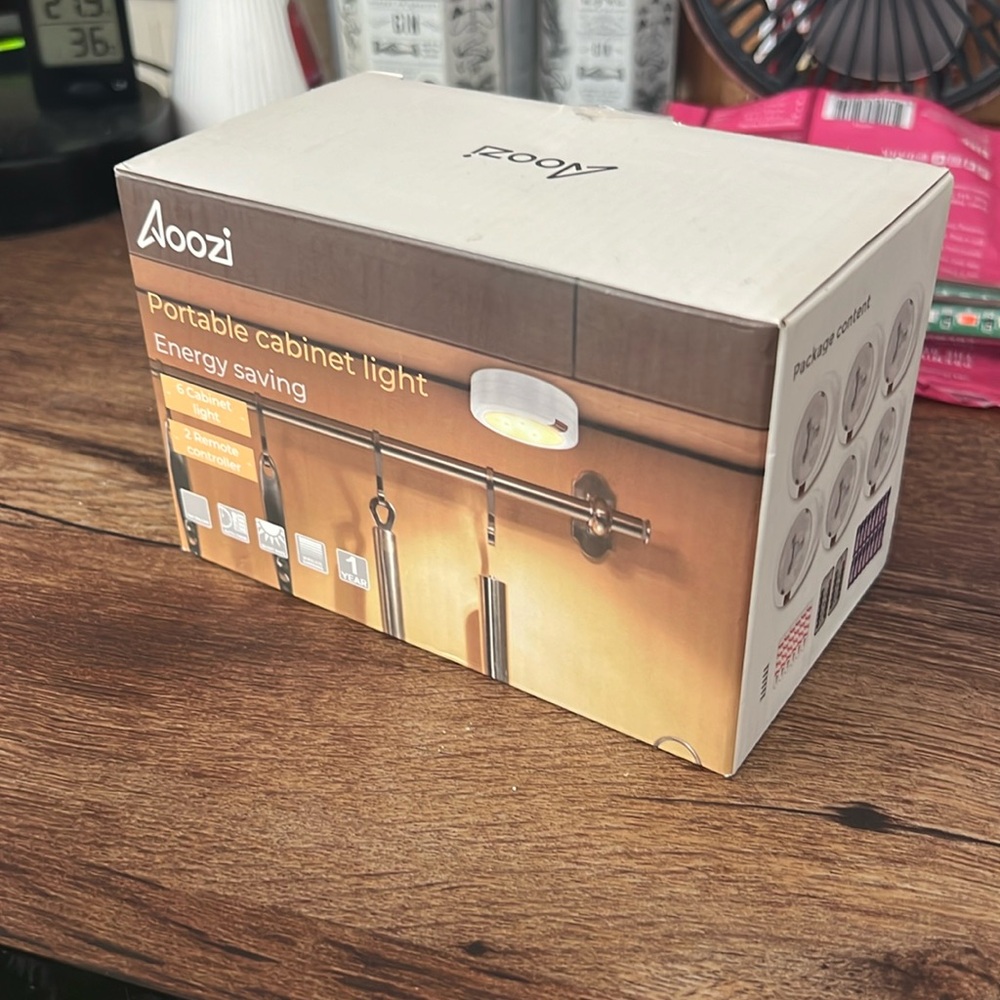 Cabinet or Closet Lights
